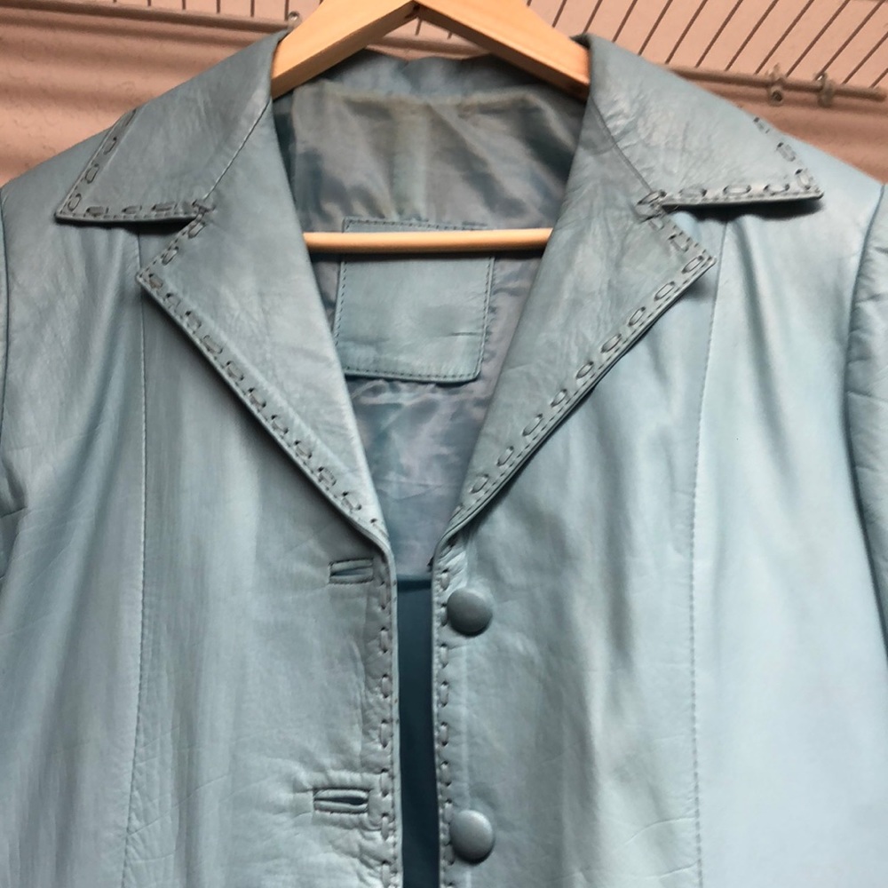 Leather jacket. - Picture 2 of 6